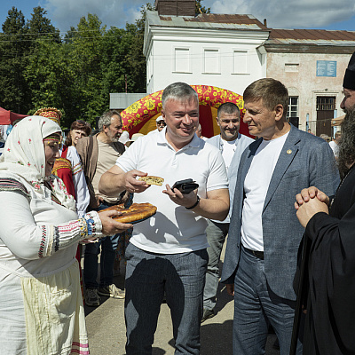 Епископ Городецкий и Ветлужский Парамон посетил торжественное мероприятие, посвященное Дню поселка р.п. Воскресенское