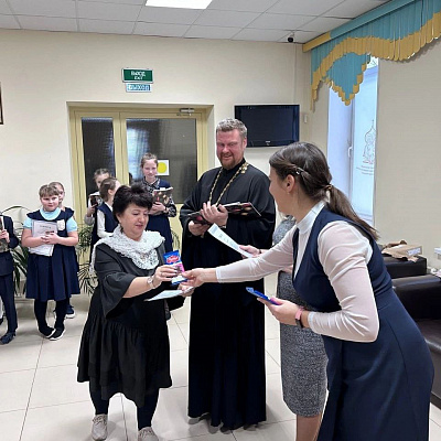 В Борской православной гимназии наградили призеров конкурса художественного творчества «Свет Рождественской звезды»