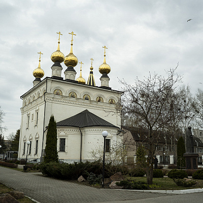 В Неделю святых жен-мироносиц епископ Городецкий и Ветлужский Парамон совершил Божественную литургию в Городецком Феодоровском мужском монастыре