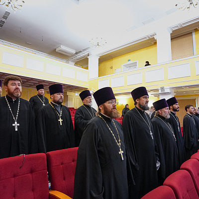 Митрополит Георгий провел совещание с настоятелями храмов Автозаводского и Приокского благочиний Нижегородской епархии