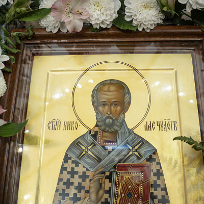 В престольный праздник епископ Городецкий и Ветлужский Парамон совершил Божественную литургию в храме святителя Николая Чудотворца д. Б. Суходол