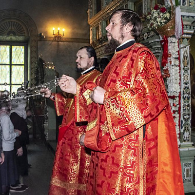В Радоницу епископ Городецкий и Ветлужский Августин совершил Божественную литургию в кафедральном соборе иконы Божией Матери Феодоровская Городца