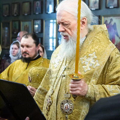 21.11.2021 - В день памяти Архистратига Михаила епископ Городецкий и Ветлужский Августин совершил Божественную литургию в Феодоровском кафедральном соборе Городца 