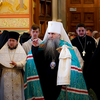 В праздник Преображения Господня митрополит Георгий возглавил Божественную литургию в Преображенском соборе Серафимо-Дивеевского монастыря