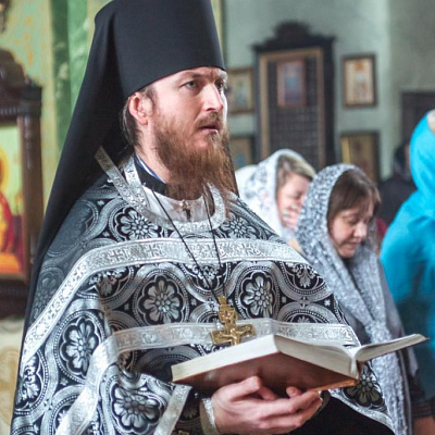 Епископ Городецкий и Ветлужский Августин совершил Литургию Преждеосвященных Даров в Городецком Феодоровском мужском монастыре