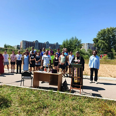 В Нижнем Новгороде прошел первый епархиальный турнир по пляжному волейболу
