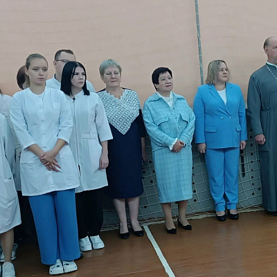 Священники Ветлужско-Уренского благочиния приняли участие в торжественных линейках, посвященных Дню знаний