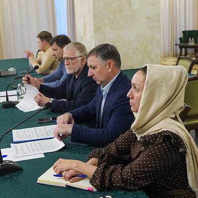 Митрополит Георгий провел совещание по вопросам развития Свято-Троицкого Макарьевского Желтоводского монастыря