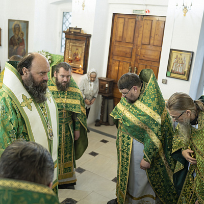 Епископ Городецкий и Ветлужский Парамон совершил Божественную литургию в храме иконы Божией Матери «Всех скорбящих Радость» р.п. Сокольское