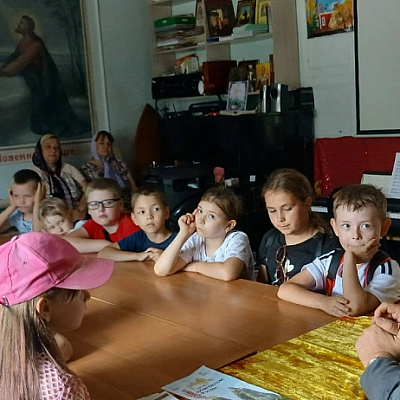 Благочинный Ветлужско-Уренского округа встретился с воспитанниками летнего лагеря