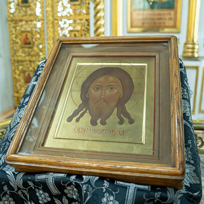 В понедельник первой седмицы Великого поста епископ Городецкий и Ветлужский Парамон совершил Великое повечерие с чтением покаянного канона прп. Андрея Критского в Городецком кафедральном соборе Покрова Пресвятой Богородицы