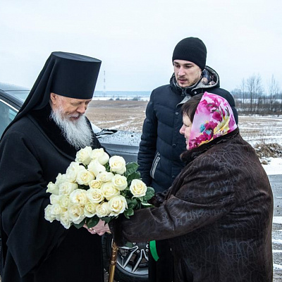 Епископ Городецкий и Ветлужский Августин совершил Чин Освящения Поклонного креста у деревни Завражное Городецкого района