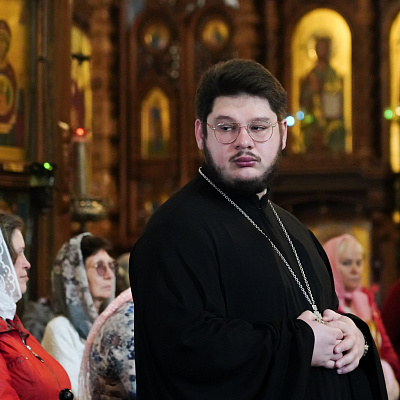 Глава Нижегородской митрополии совершил Божественную литургию в Александро-Невском кафедральном соборе Нижнего Новгорода
