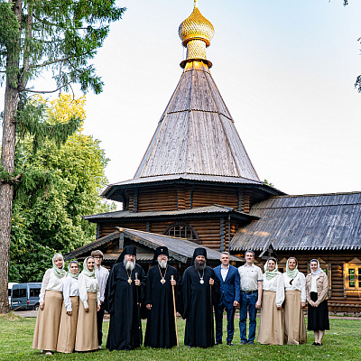 В день преставления преподобного Варнавы Ветлужского епископ Городецкий и Ветлужский Парамон сослужил архиепископу Владикавказскому и Аланскому Герасиму на Всенощном бдении в храме святителя Николая Чудотворца р.п. Варнавино