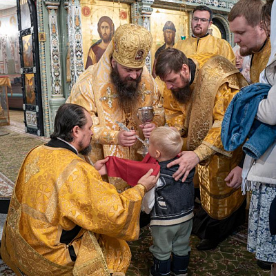 В Неделю 20-ю по Пятидесятнице епископ Городецкий и Ветлужский Парамон совершил Божественную литургию в Городецком Феодоровском мужском монастыре