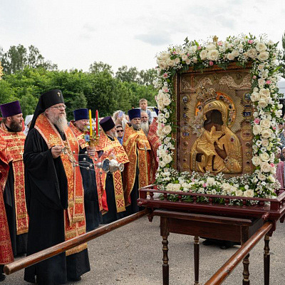 В Городец впервые за более чем семь с половиной веков прибыла чудотворная икона Божией Матери «Феодоровская» 