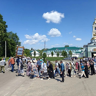 В Нижегородской епархии начался традиционный крестный ход с Владимирской Оранской иконой Божией Матери