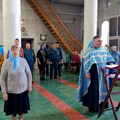 В поселке Ковернино сотрудники МЧС почтили свою небесную покровительницу