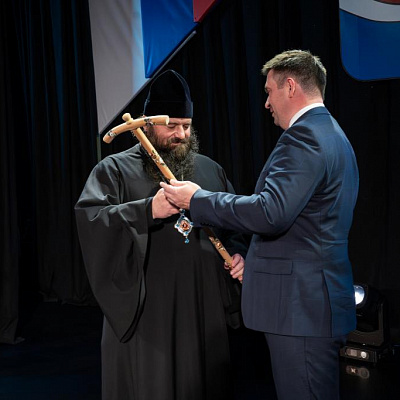 Епископ Городецкий и Ветлужский Парамон посетил торжественное мероприятие, посвященное 90-летию Городецкого Губернского колледжа