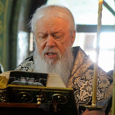 Епископ Августин совершил утреню Великого Пятка с чтением двенадцати Страстных Евангелий в Городецком Феодоровском мужском монастыре