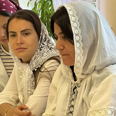 Помощник благочинного Дивеевского округа провел духовную беседу с группой молодых паломников