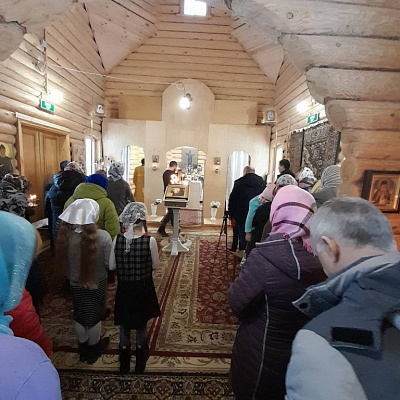 В храме д. Шалдеж прошла первая Божественная литургия