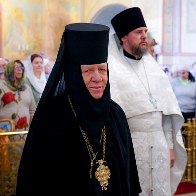 В праздник Преображения Господня митрополит Георгий возглавил Божественную литургию в Преображенском соборе Серафимо-Дивеевского монастыря
