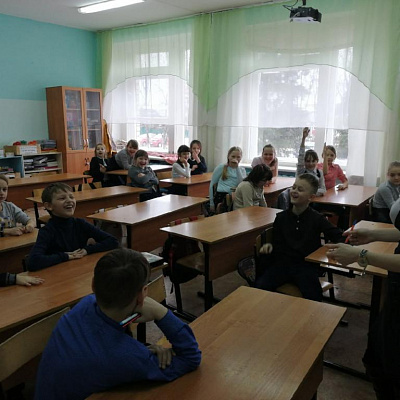 Ковернинские школьники приняли участие в беседах о культуре личностного взаимодействия