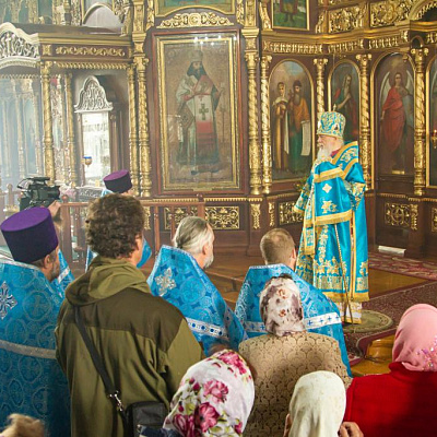 8 сентября, в день Сретения Владимирской иконы Божией Матери, епископ Городецкий и Ветлужский Августин совершил Божественную литургию в храме Казанской иконы Божией Матери села Роженцово Шарангского района.