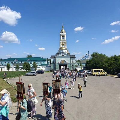 В Нижегородской епархии начался традиционный крестный ход с Владимирской Оранской иконой Божией Матери