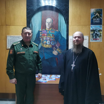Помощник благочинного Приокского округа совершил молебен в районном военкомате
