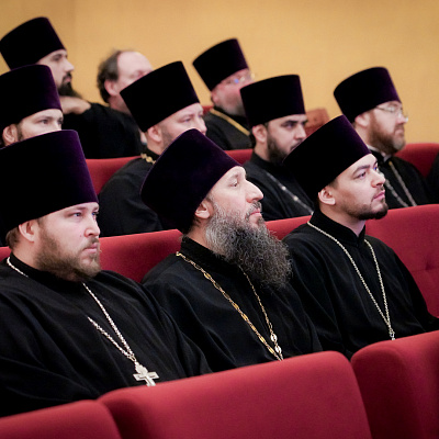 Митрополит Георгий провел совещание с настоятелями храмов Балахнинского и Молитовского благочиний Нижегородской епархии