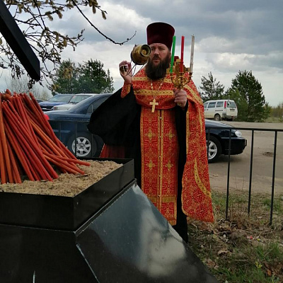 Радоница в Воскресенском благочинии