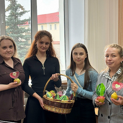 В Шарангском благочинии прошла акция «Яблочко для вас в Яблочный Спас»