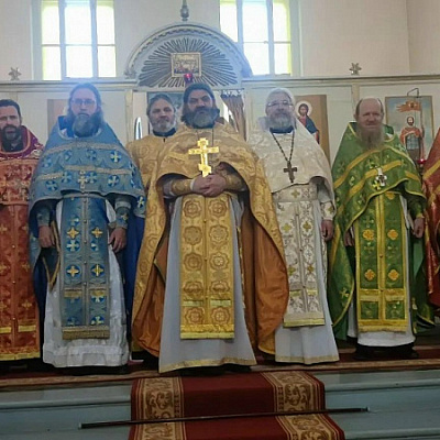 Участники обучающего семинара для священнослужителей совершили Божественную литургию в храме Александра Невского