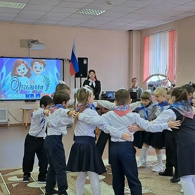 В МБДОУ "Светлячок" поселка Варнавино прошло посвящение в "Орлята-Дошколята" с участием священника