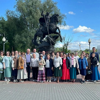 Делегация Саровской православной гимназии посетила Бор для изучения потенциала паломнических и познавательных экскурсий