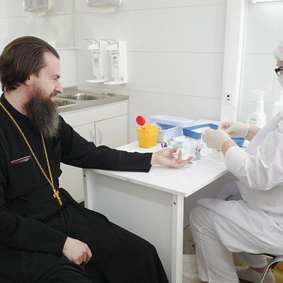 Преподаватели и студенты Нижегородской духовной семинарии приняли участие в донорской акции