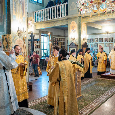 В канун дня памяти славных и всехвальных первоверховных апостолов Петра и Павла епископ Городецкий и Ветлужский Парамон совершил Всенощное бдение в Городецком Феодоровском мужском монастыре