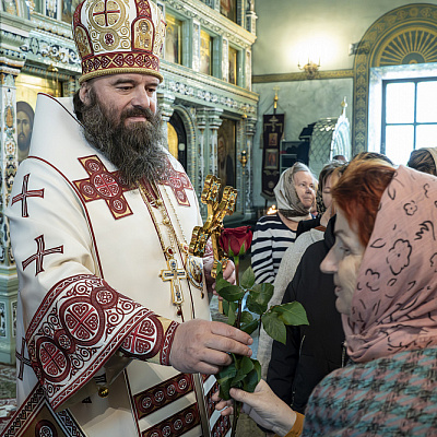 В Неделю святых жен-мироносиц епископ Городецкий и Ветлужский Парамон совершил Божественную литургию в Городецком Феодоровском мужском монастыре