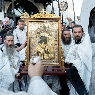 В Городце состоялись проводы чудотворной иконы Божией Матери «Феодоровская», которая впервые прибыла на Городецкую землю за более чем семь с половиной веков