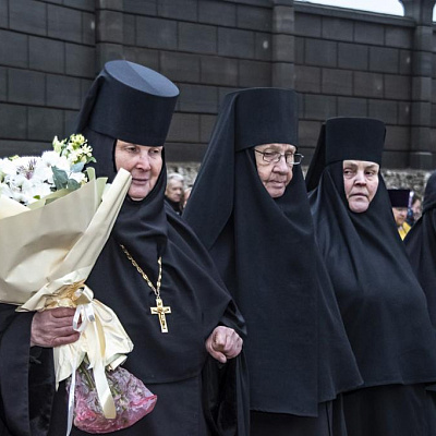 10 ноября, в день памяти великомученицы Параскевы Пятницы, в храме Быдреевского Кресто-Воздвиженского женского монастыря епископ Городецкий и Ветлужский Августин совершил Божественную литургию