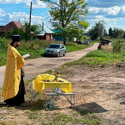 В селе Котиха Арзамасского района установлен памятный стенд на месте разрушенного храма