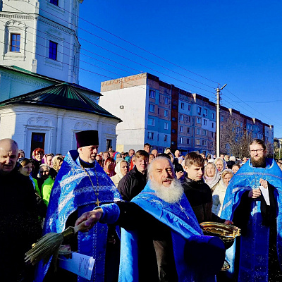 В Балахне прошел общегородской крестный ход с Печерской иконой Божией Матери