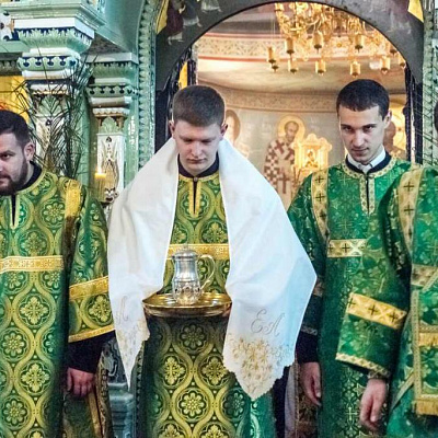 В Вербное воскресение епископ Городецкий и Ветлужский Августин совершил Божественную литургию