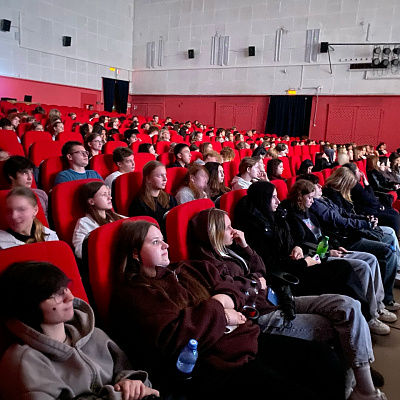 Руководитель социального отдела Нижегородской епархии принял участие в общественном обсуждении фильма о защите материнства