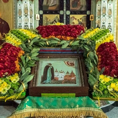 В день празднования 10-летия со дня возрождения Городецкого Феодоровского мужского монастыря епископ Городецкий и Ветлужский Августин совершил Божественную литургию