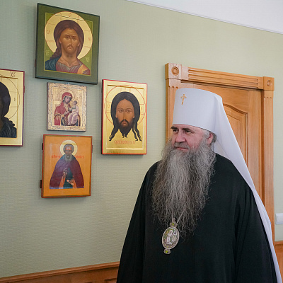 Главе Нижегородской митрополии вручена медаль «80 лет освобождения Беларуси от немецко-фашистских захватчиков»