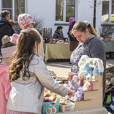 В Городецком Феодоровском мужском монастыре состоялась епархиальная Пасхальная ярмарка