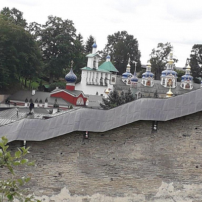 Поездка паломников Уренского благочиния в Псковско-Печерскиймужской монастырь